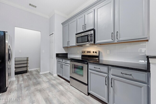 Building Photo - 13835 Herons Landing Way