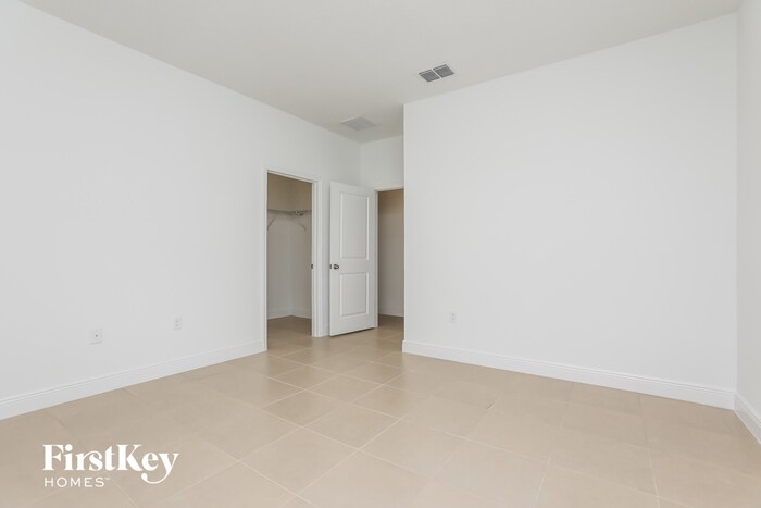 Building Photo - 1293 N Platte Ct
