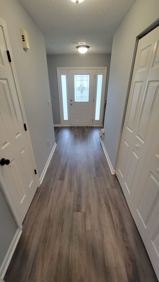 Building Photo - 4 Bed, 2.5 Bath Home Available Now in Riverside Chase
