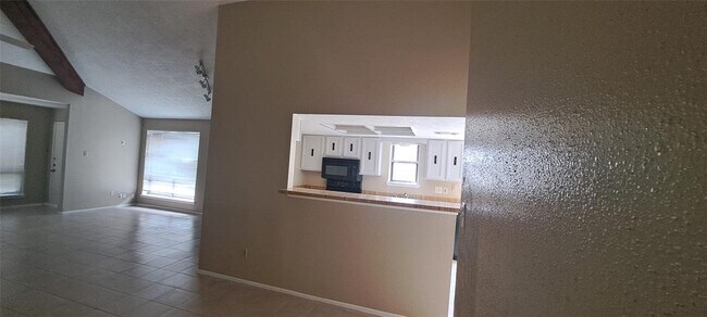 Building Photo - 8322 Terrace Wind Ln