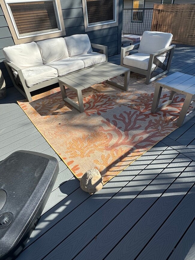 Building Photo - 78 Jameson Dr