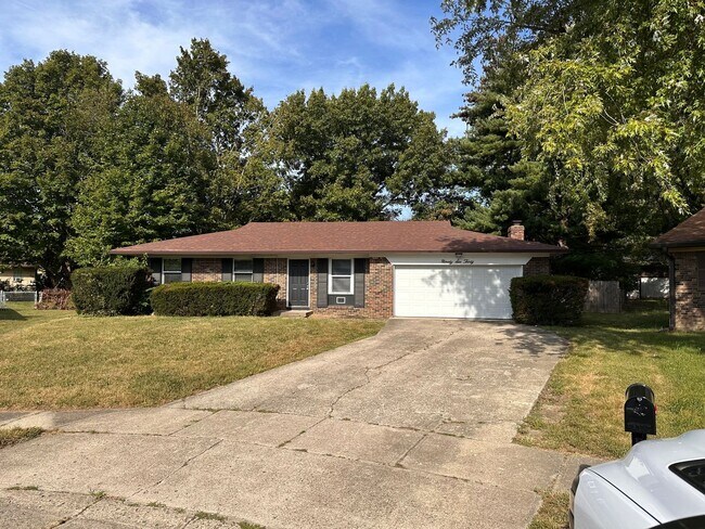 Building Photo - 9630 Downes Ct