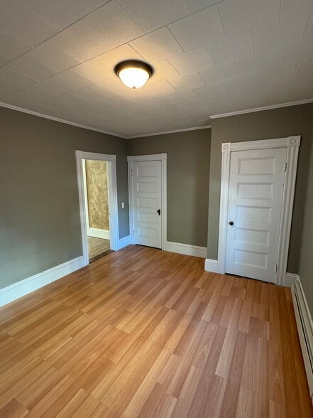 Building Photo - 61 Warner St