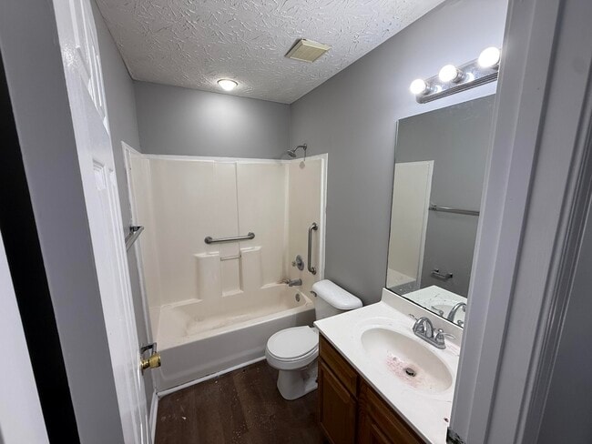 Building Photo - 3361 Tyler Ct