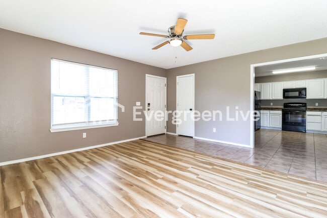 Building Photo - 1953 S 11th Pl