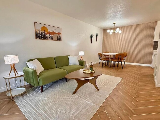 Building Photo - 2875 N Los Felices Rd