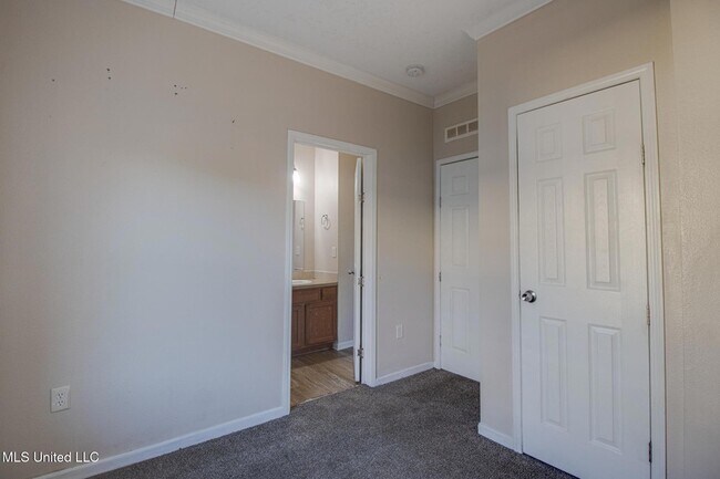 Building Photo - 12203 Artes St