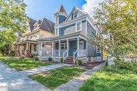 Building Photo - 815 Monroe Ave