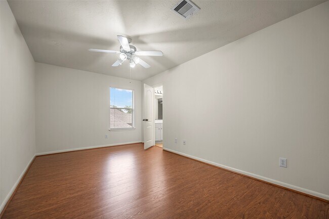 Building Photo - 11515 Timberly Park Ln