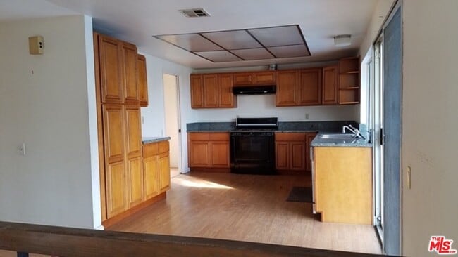 Building Photo - 11735 Sierra Sky Dr