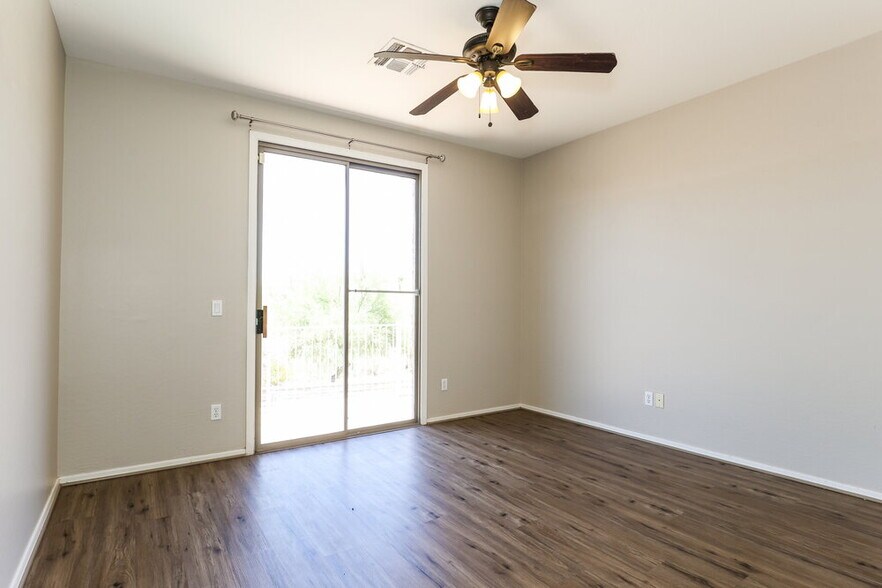 Building Photo - 16806 S Magenta Rd