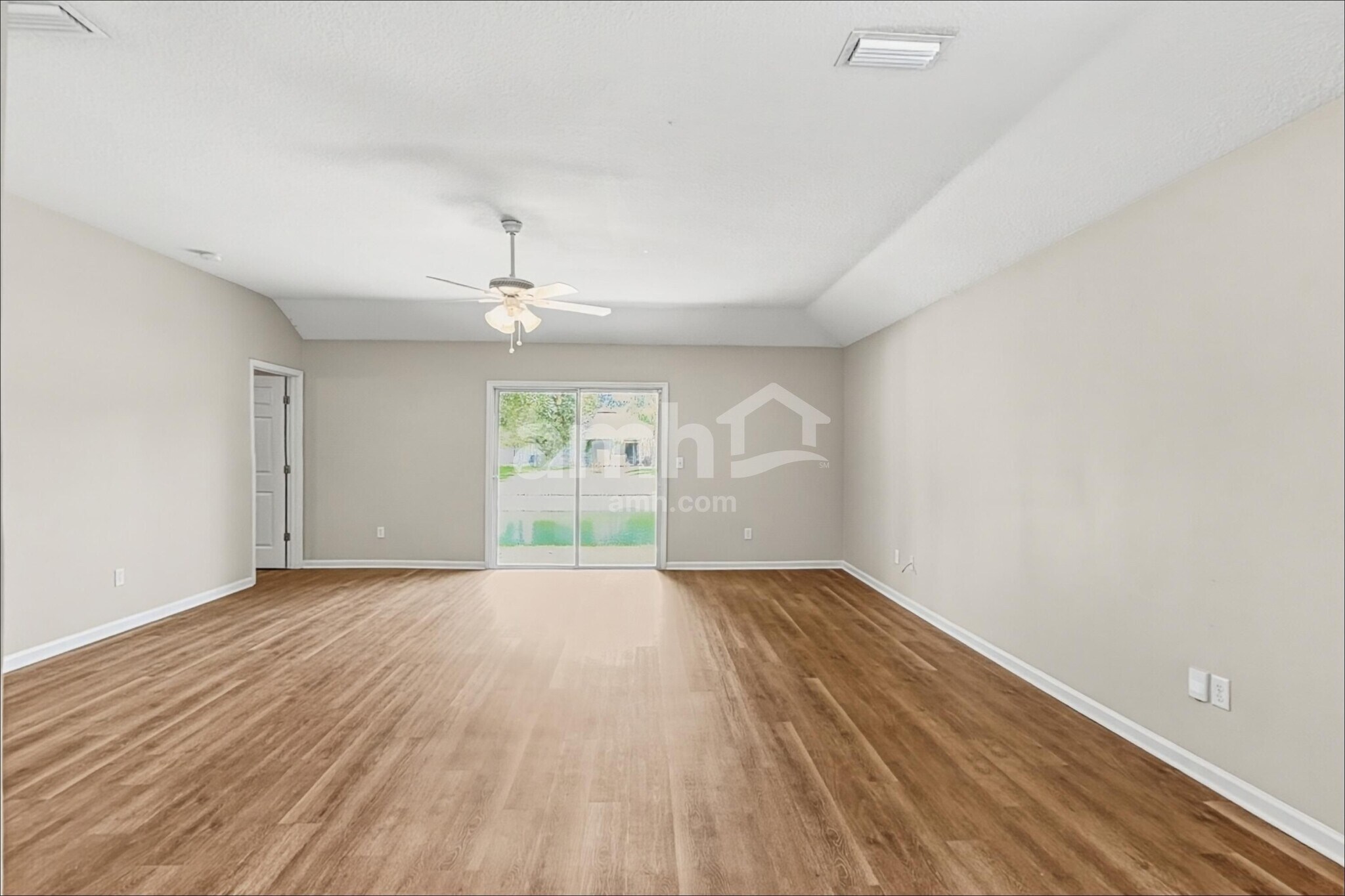Building Photo - 12107 Hayden Lakes Cir