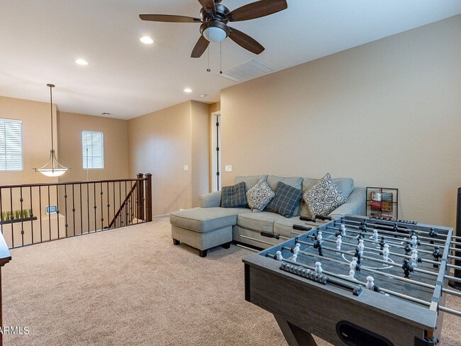 Building Photo - 4 Bedroom Single Family Home in Chandler