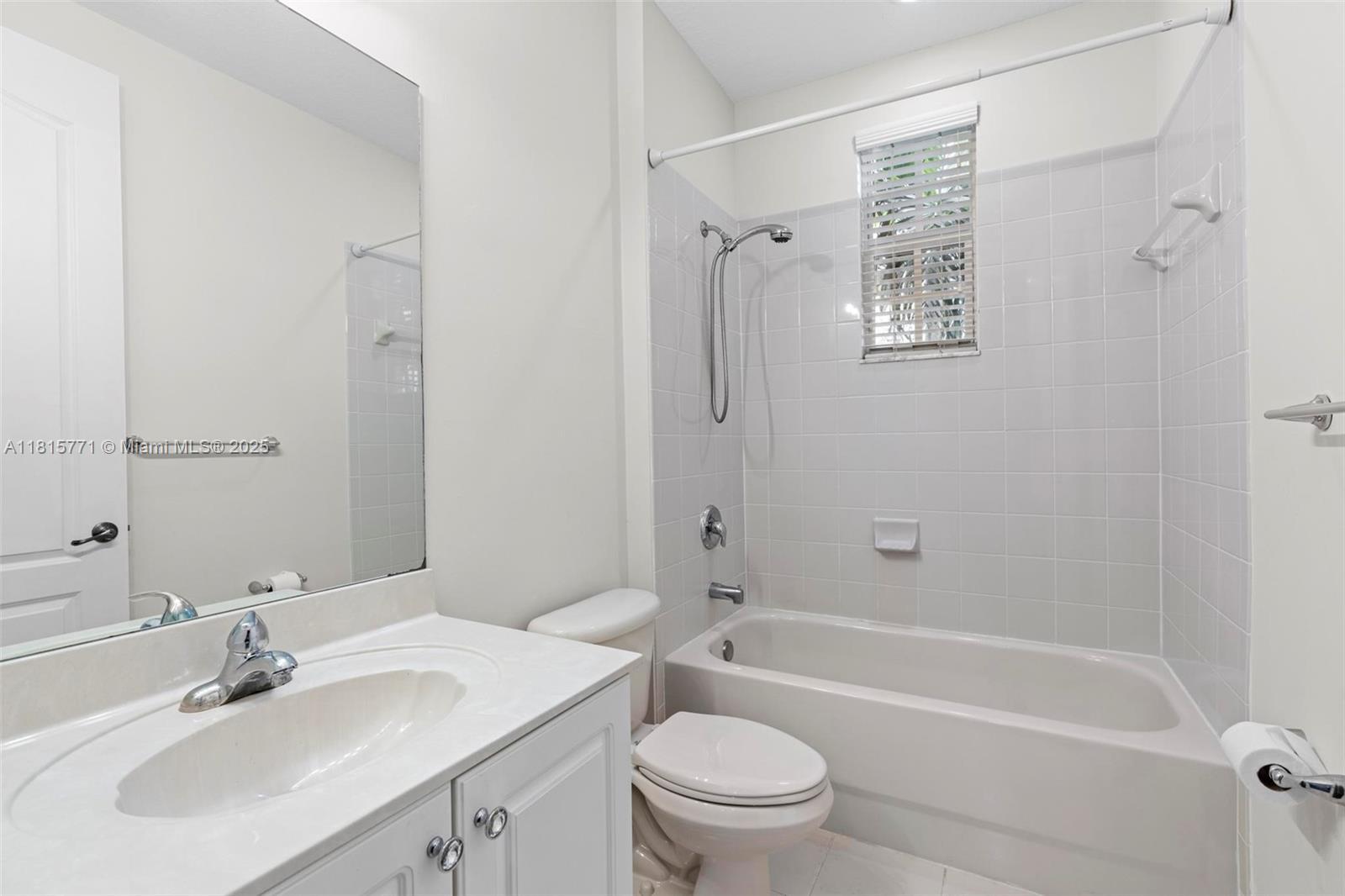 Building Photo - 419 SW 147th Ave