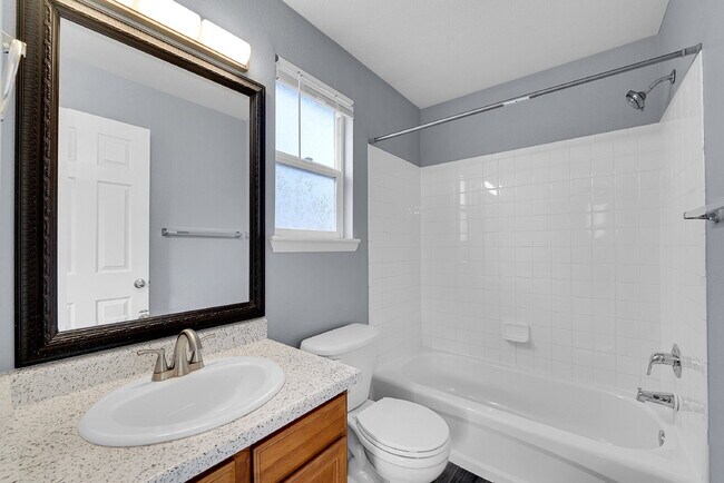 Building Photo - $1,775.00 - 2 Bedrooms, 2.5 Bathrooms, Townhouse in Thornton with Cozy Fireplace!