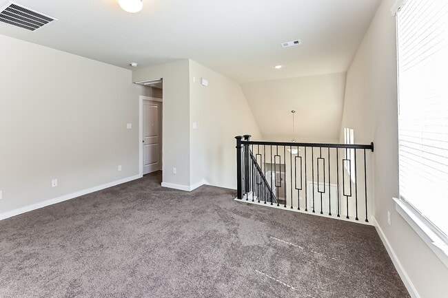 Building Photo - 12319 Summerbrook Dr