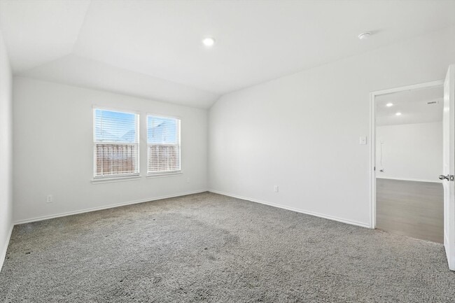 Building Photo - 11112 W Pond Dr