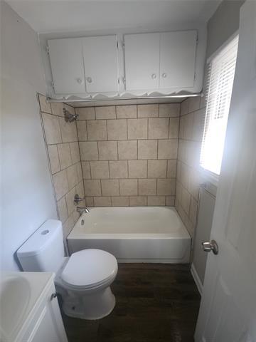 Building Photo - 532 S Judd St