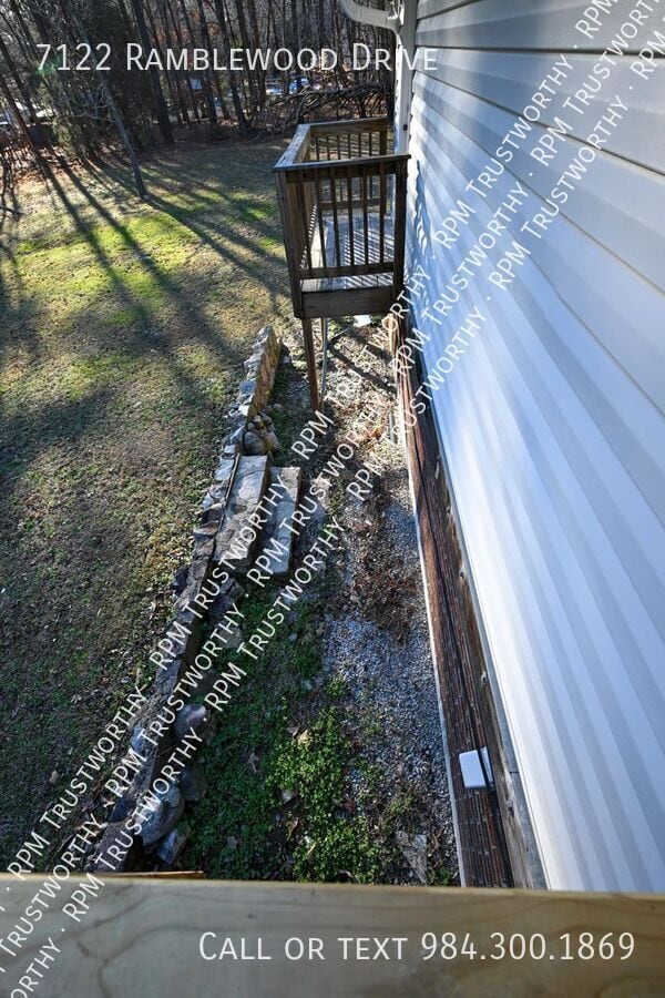 Building Photo - 7122 Ramblewood Dr