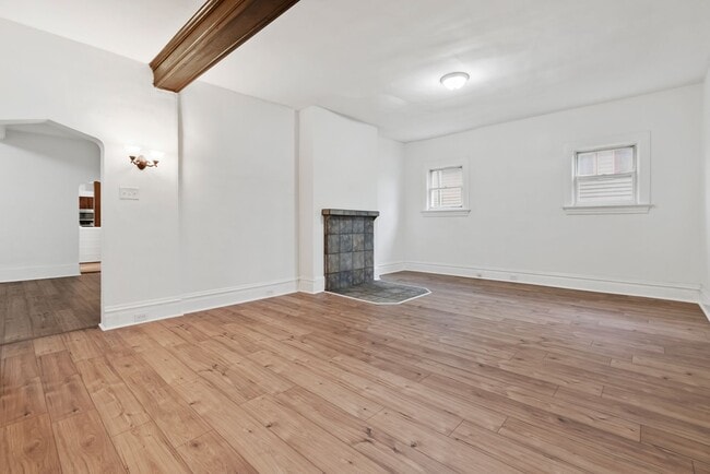 Building Photo - 1528 Ridge Ave