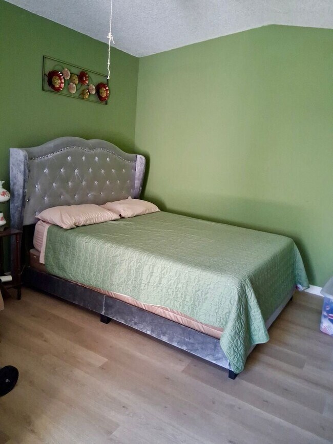 Building Photo - 5754 St Christopher Dr