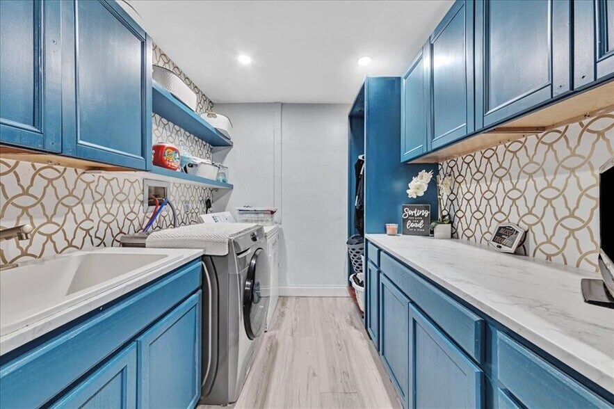 Building Photo - 7491 NW 42nd Ct