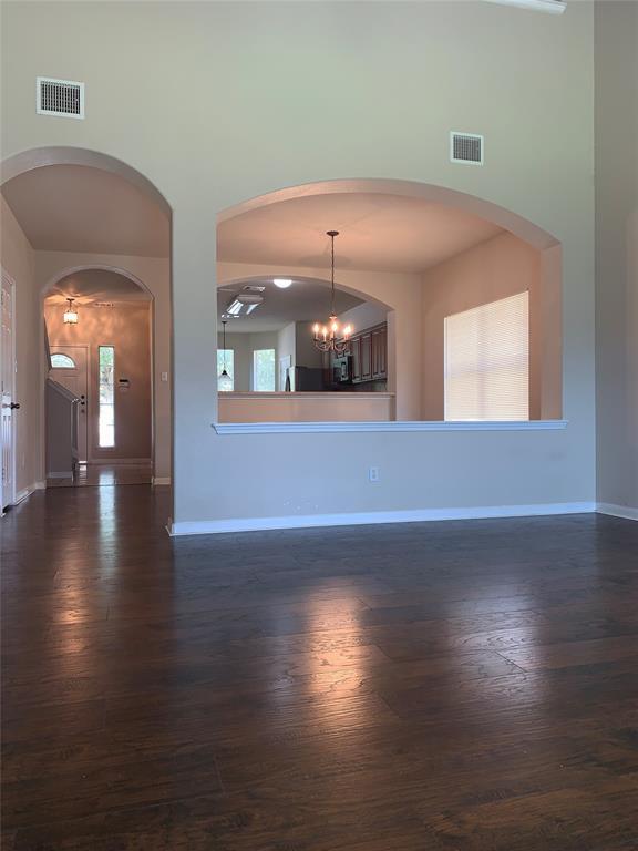 Building Photo - 18525 Blue Pond Dr