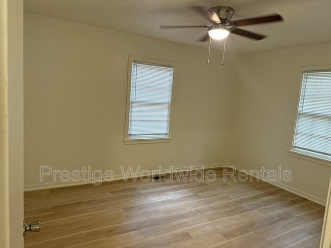 Building Photo - 679 Parkchester Dr