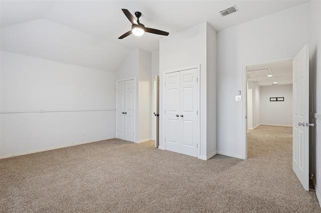 Building Photo - 404 Tarpan Trail