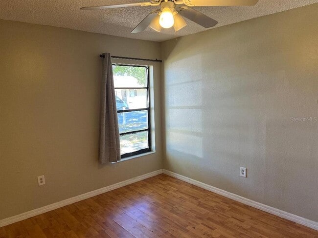 Building Photo - 200 Arbor Dr W