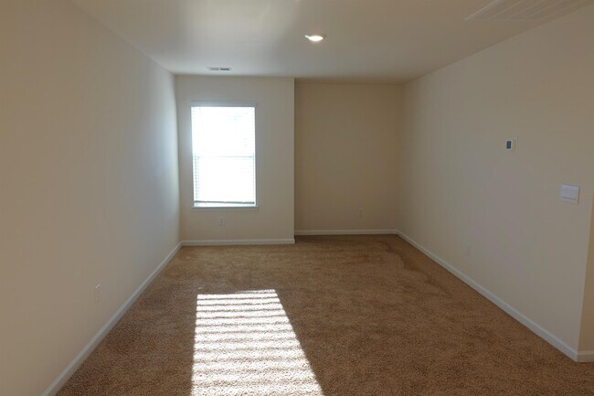 Building Photo - 1438 Talley Rdg Dr