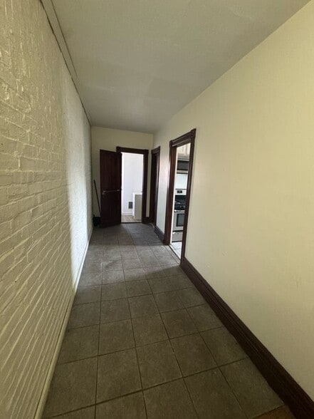 Building Photo - 1501 W Turner St