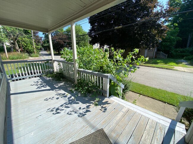 Building Photo - 198-200 Westwood Ave Akron, OH 44302 MFH2 ...