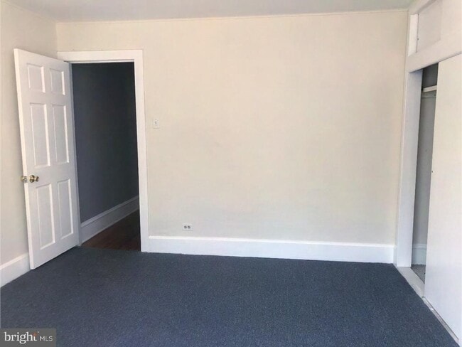 Building Photo - 306 Leverington Ave