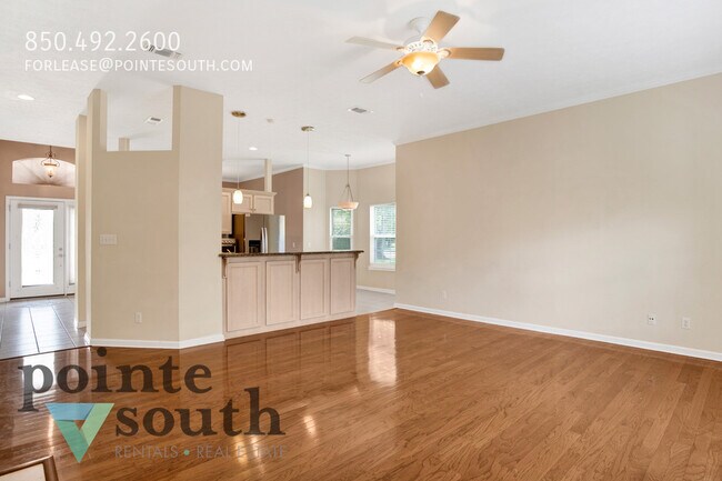Building Photo - 1192 Longwood Dr