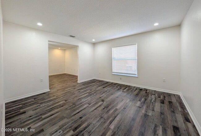 Building Photo - 5430 Shady Pine St S