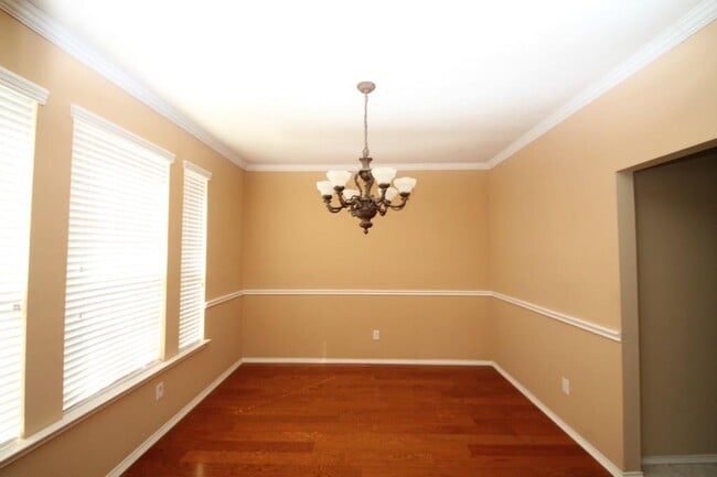 Building Photo - 2408 Cranberry Cove