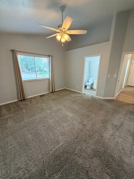 Building Photo - 518 N 350 E