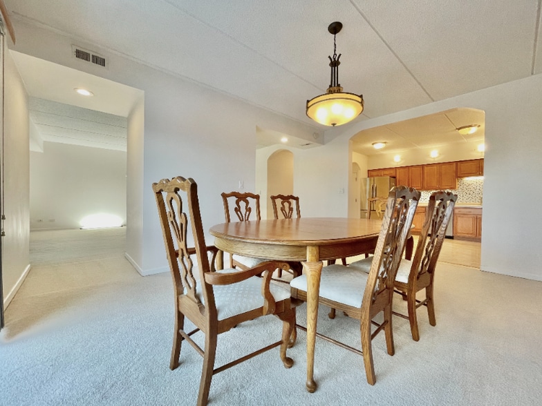 Building Photo - 12900 W Heiden Cir