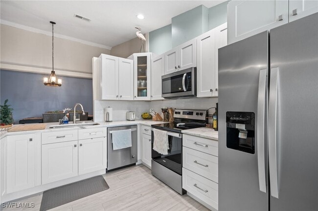 Building Photo - 17611 Marco Island Ln