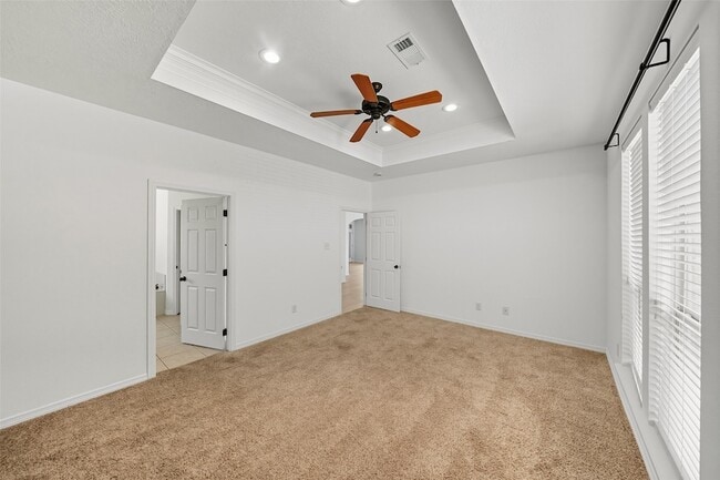 Building Photo - 8426 Alison Ave