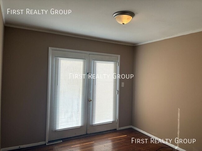 Building Photo - 81 Dayspring-