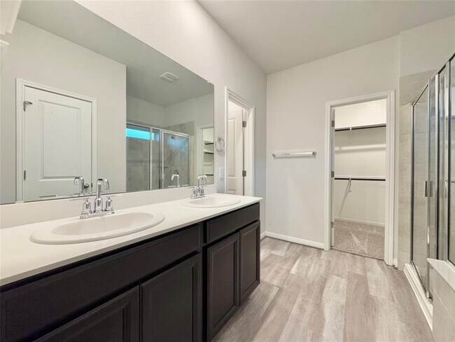 Building Photo - 5800 Livorno Cove