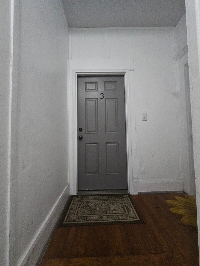 Building Photo - 417 N 5th Ave