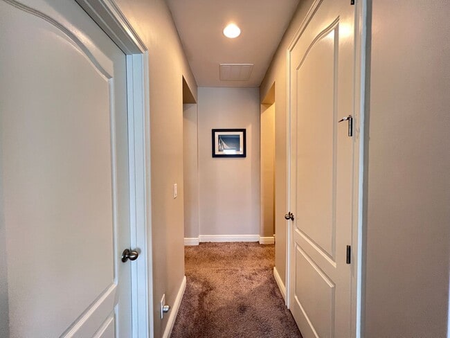 Building Photo - Perfect Home waiting for you! FULLY FURNIS...