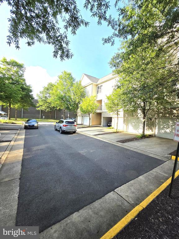 Building Photo - 13369 Connor Dr