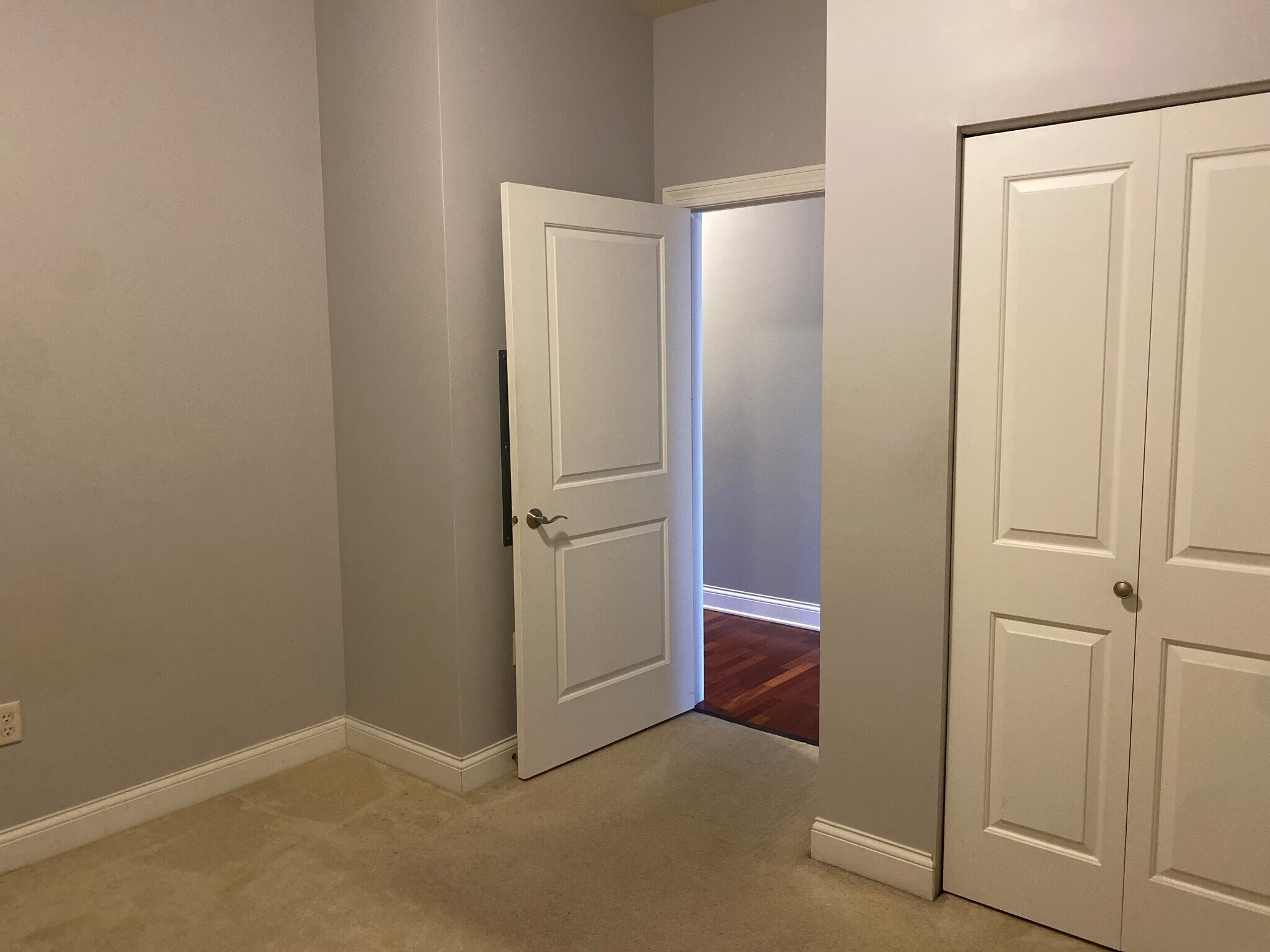 Building Photo - 606 W Wisconsin Ave