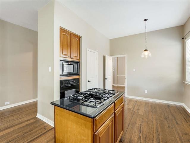 Building Photo - 4901 Newbridge Dr