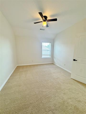 Building Photo - 8339 Davis Dr