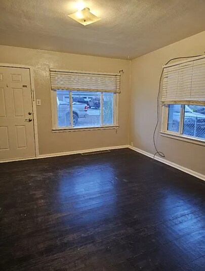 Building Photo - 519 Heyburn Ave